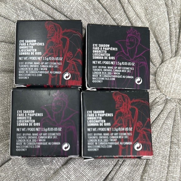 MAC Venomous Villains Makeup Set - Picture 3 of 5